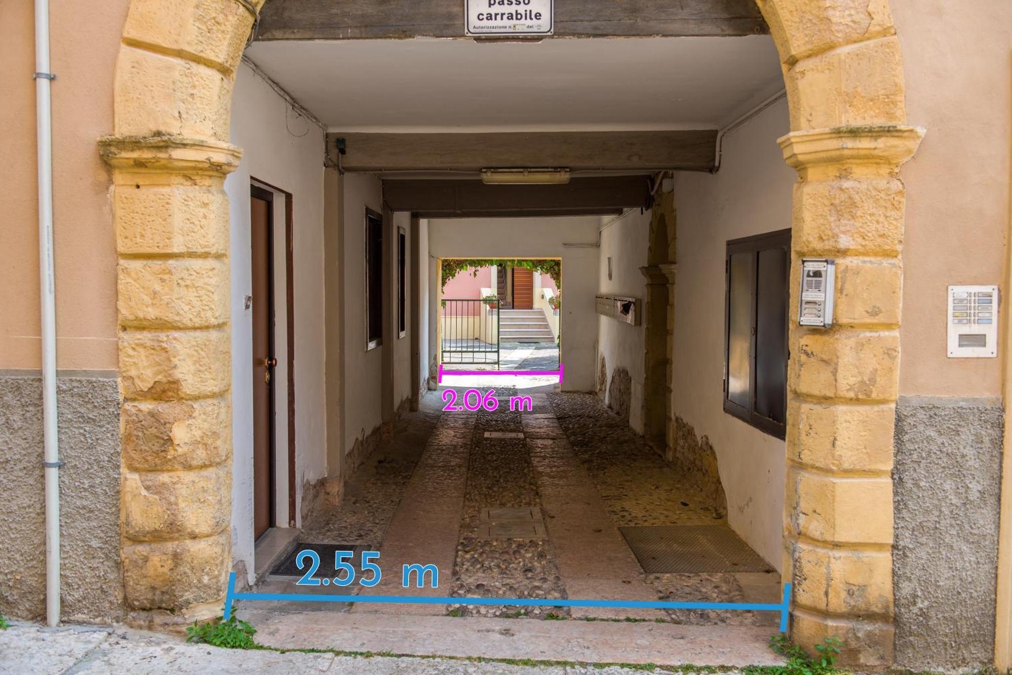 Veronauptoyou Apartments, Verona